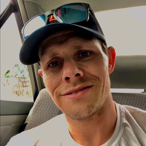 Meet your Posher, Eric - Picture 1 of 1